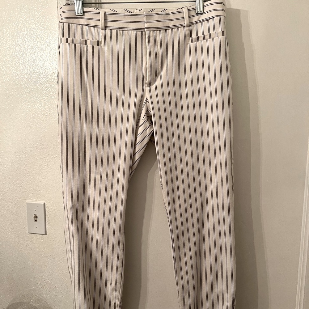 NWOT Banana Republic Sloan Pant Sz 8 White w Dark Stripe